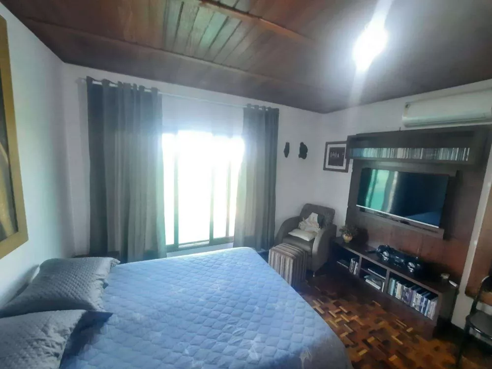 Casa, 6 quartos, 210 m² - Foto 4