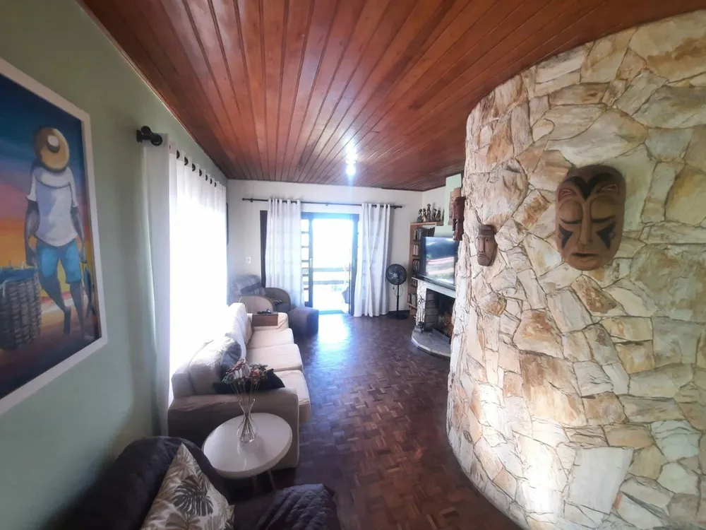 Casa, 6 quartos, 210 m² - Foto 18