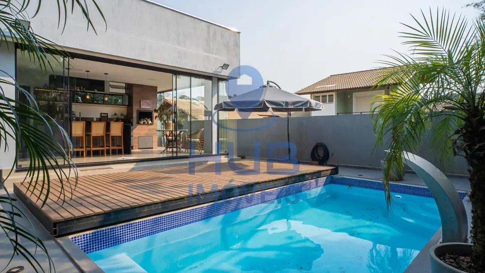 Casa, 4 quartos, 235 m² - Foto 2