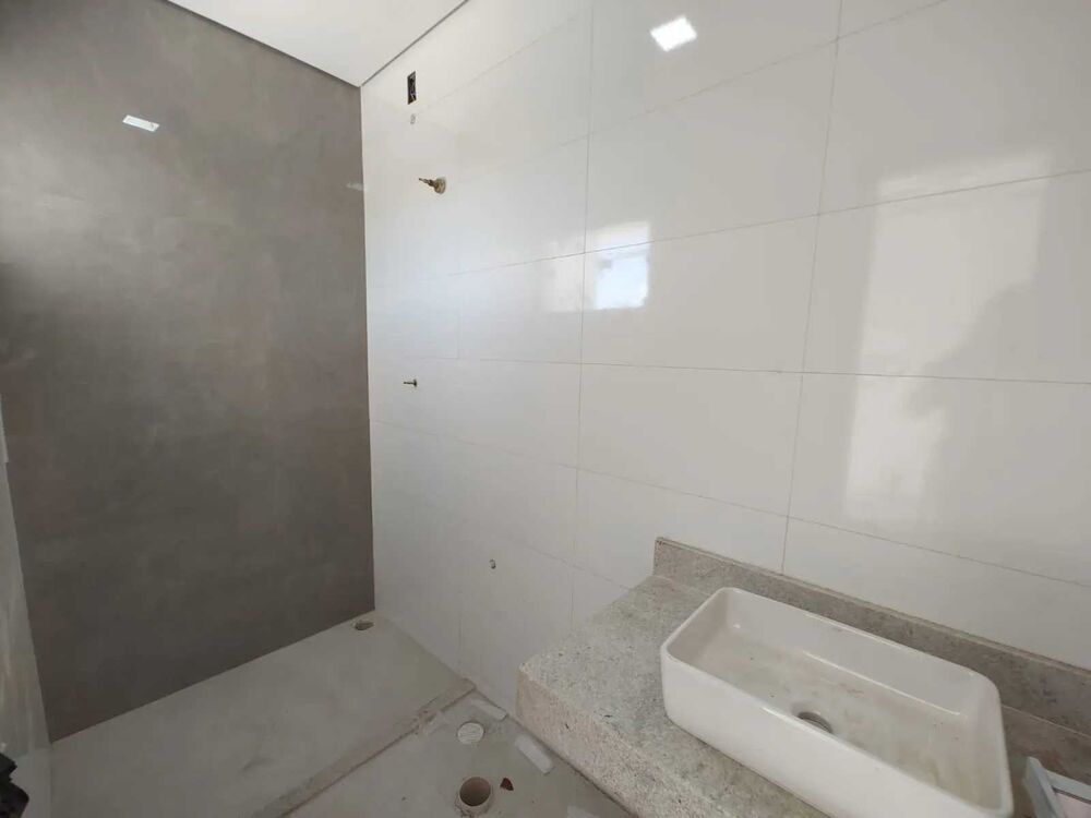Casa à venda com 3 quartos, 92 - Foto 1