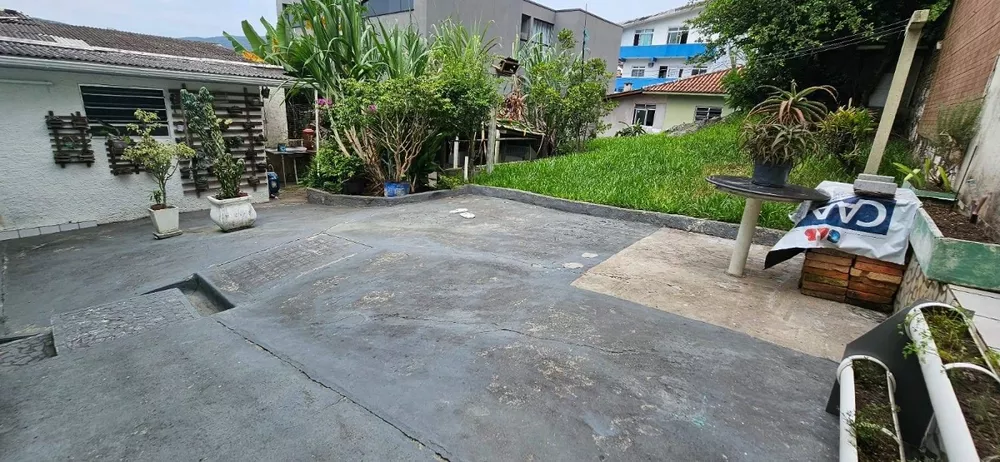 Casa, 3 quartos, 300 m² - Foto 2