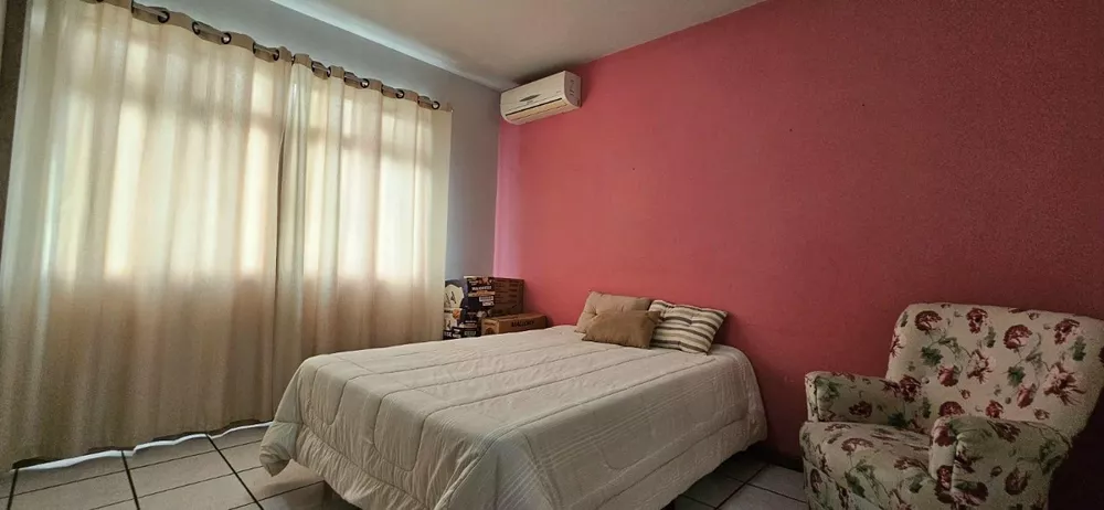 Casa, 3 quartos, 300 m² - Foto 3