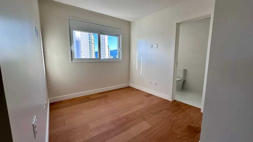 Apartamento à venda com 4 quartos, 160 - Foto 1