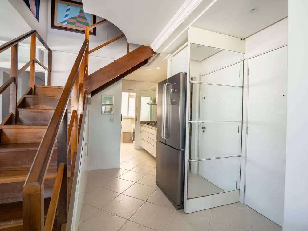 Apartamento, 3 quartos, 185 m² - Foto 1