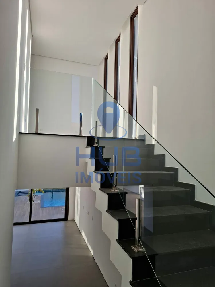 Casa, 3 quartos, 280 m² - Foto 1
