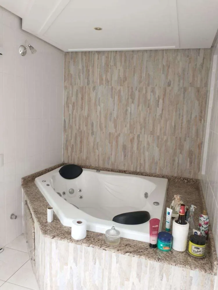 Casa, 6 quartos, 230 m² - Foto 15