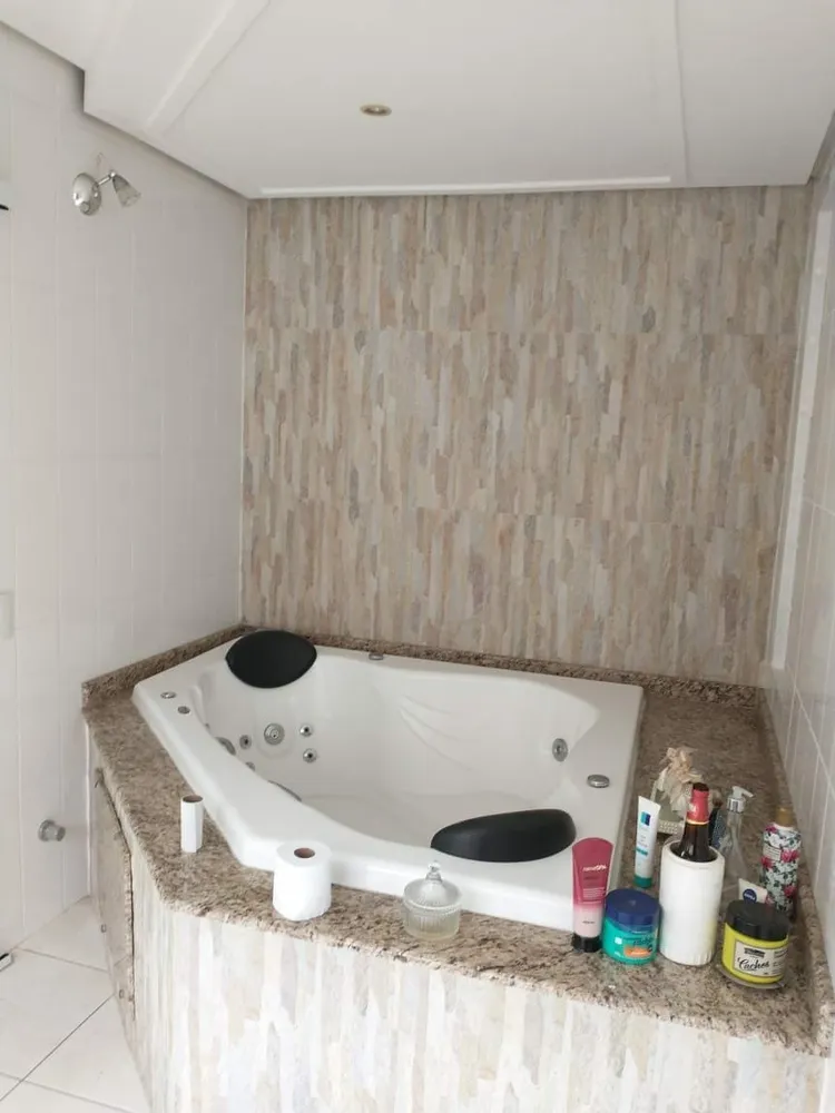Casa, 6 quartos, 230 m² - Foto 19