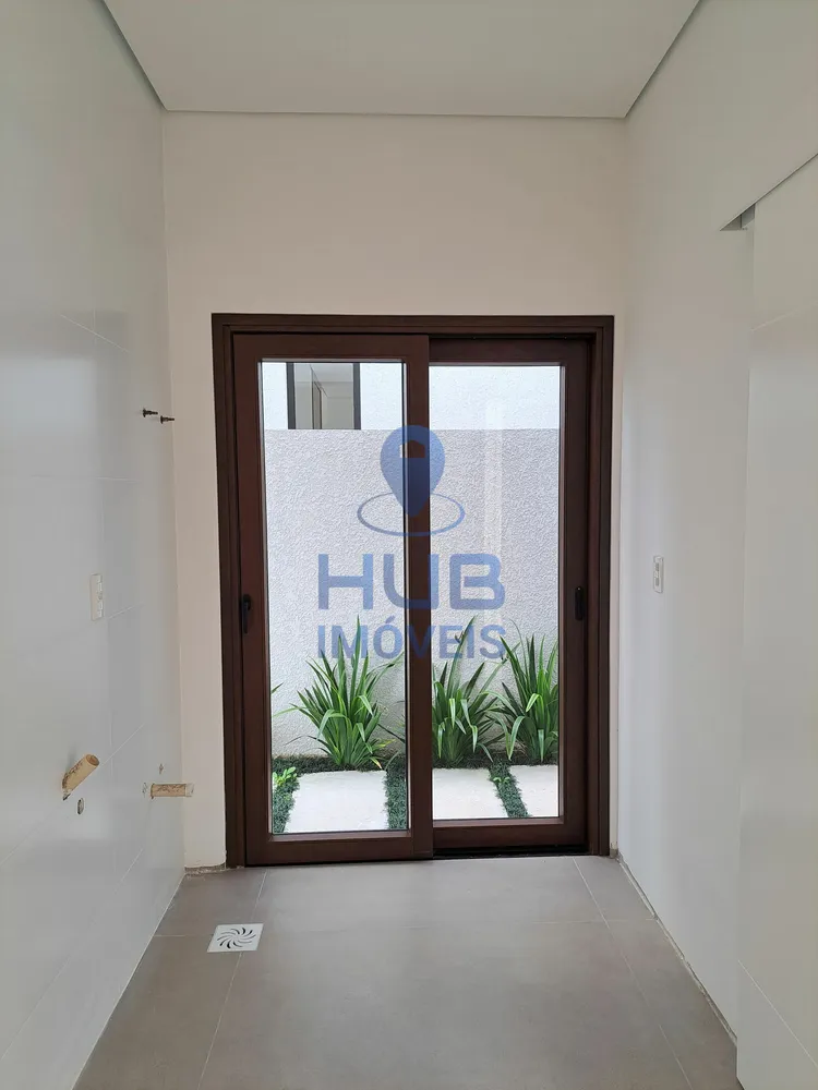 Casa, 3 quartos, 260 m² - Foto 1