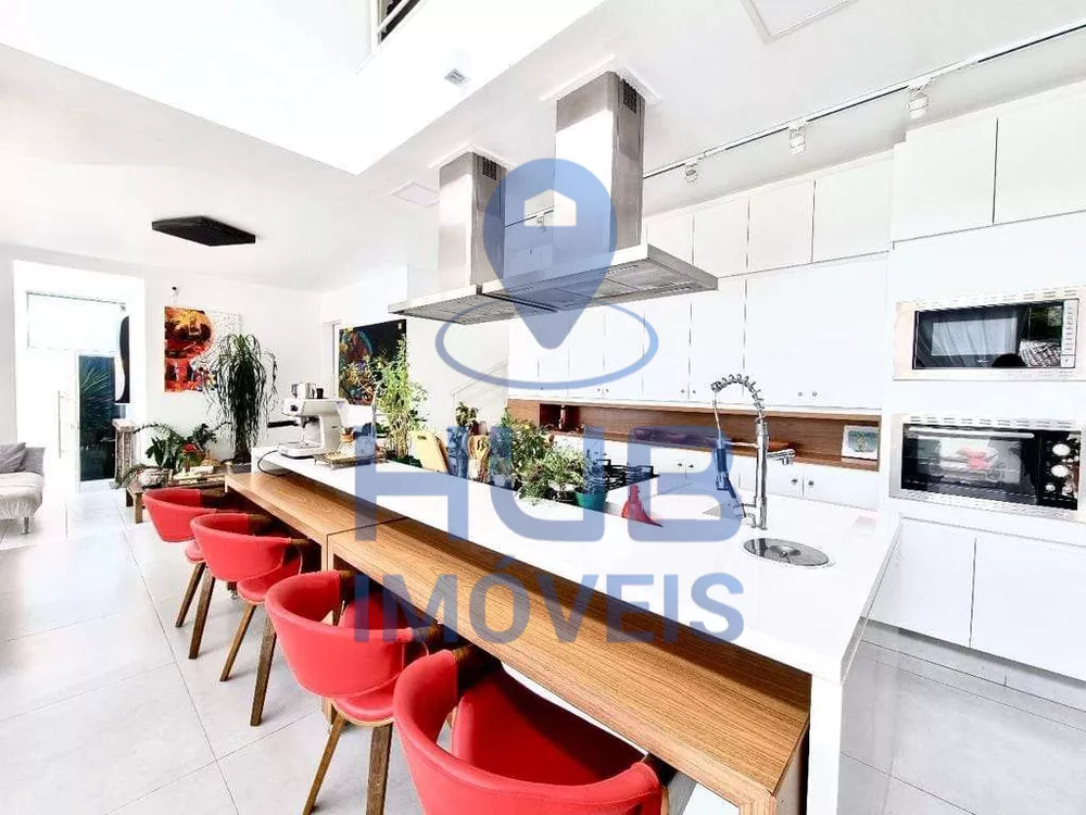 Casa, 8 quartos, 342 m² - Foto 1