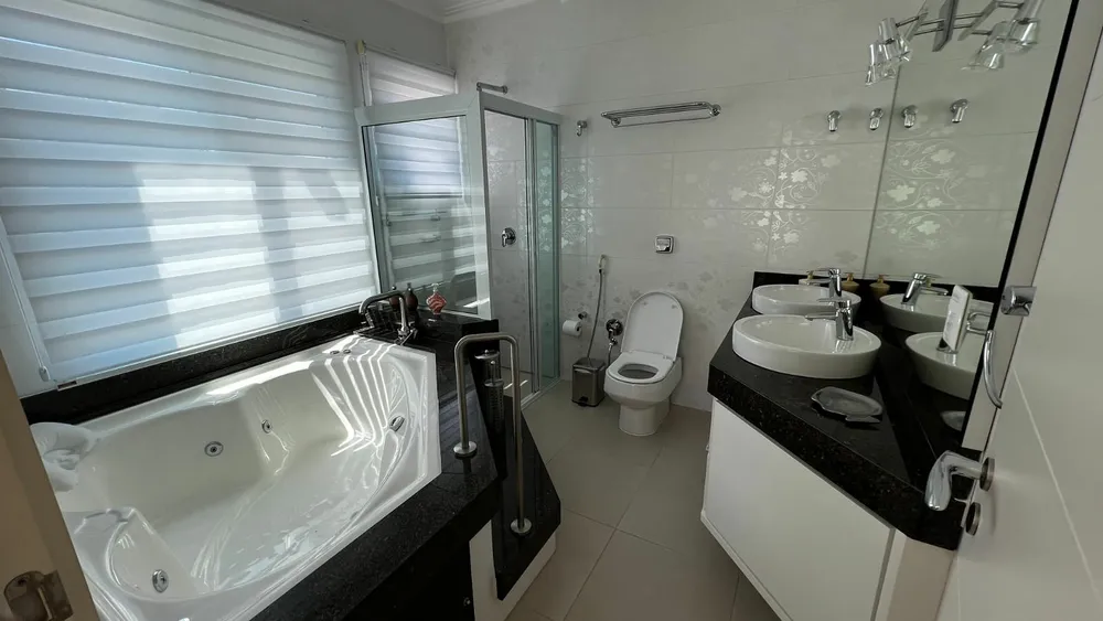 Casa, 3 quartos, 203 m² - Foto 3