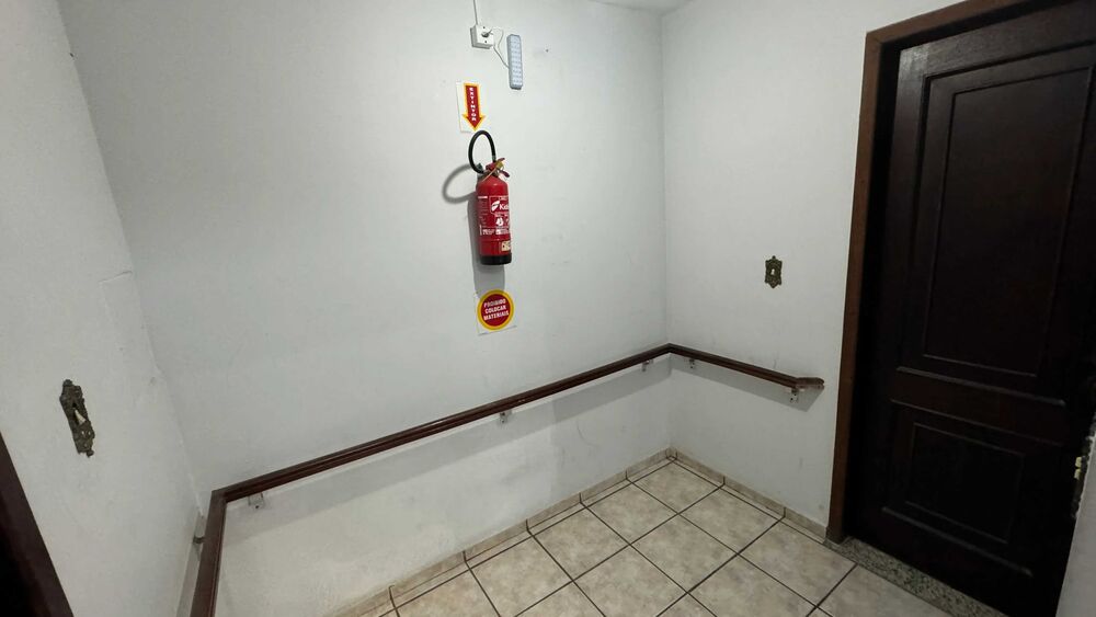 Chácara à venda com 14 quartos, 452 - Foto 3