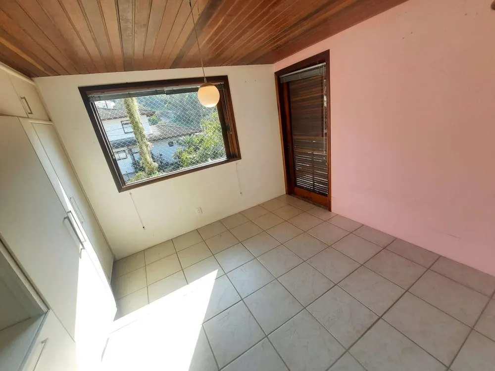 Casa, 6 quartos, 327 m² - Foto 6