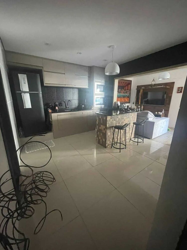 Casa à venda com 2 quartos, 200 - Foto 6