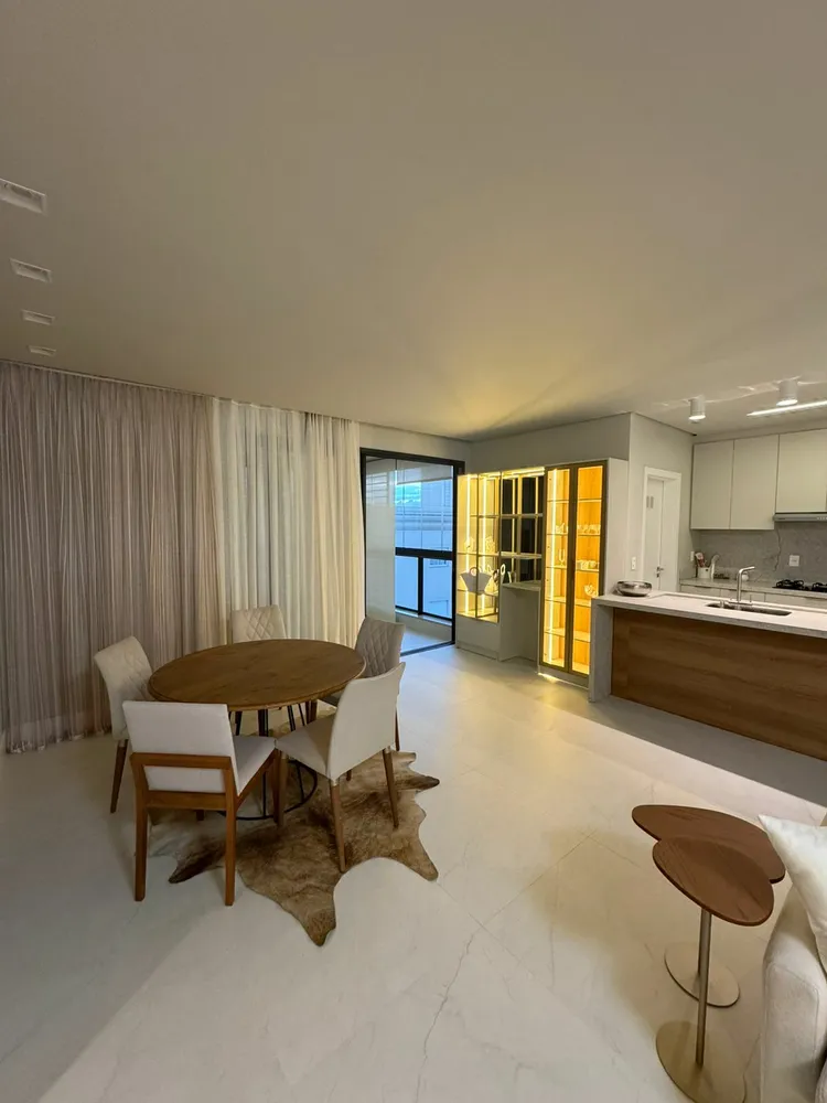 Apartamento, 3 quartos, 133 m² - Foto 2