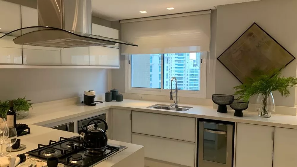 Apartamento, 3 quartos, 187 m² - Foto 2