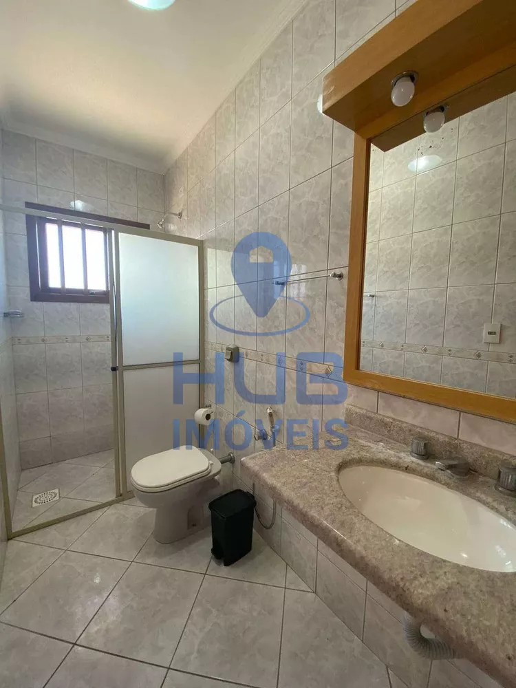 Casa, 5 quartos, 250 m² - Foto 3