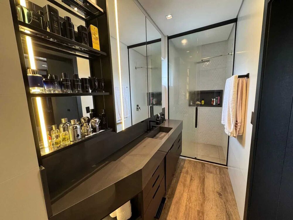 Apartamento à venda com 3 quartos, 190 - Foto 2