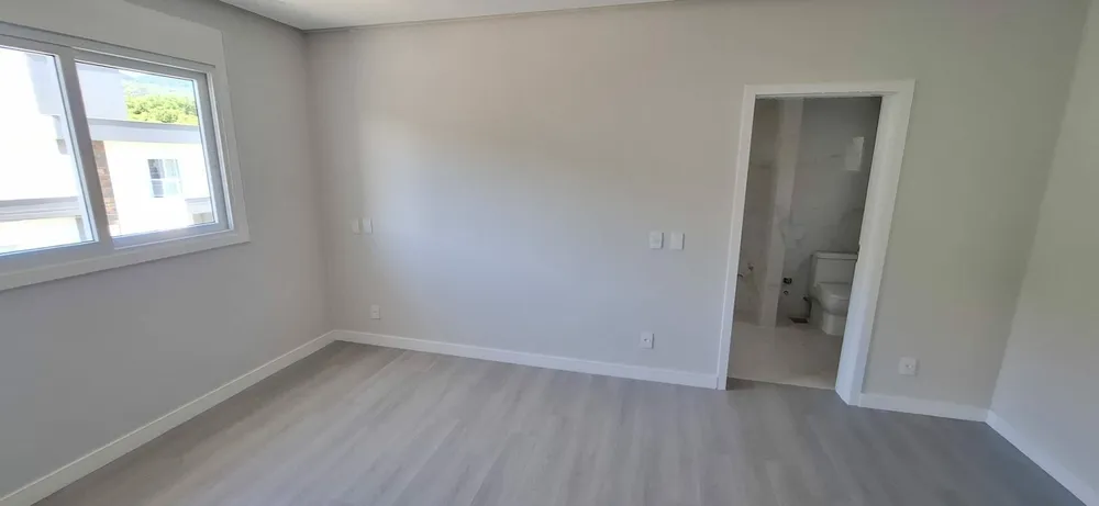 Casa, 3 quartos, 250 m² - Foto 12