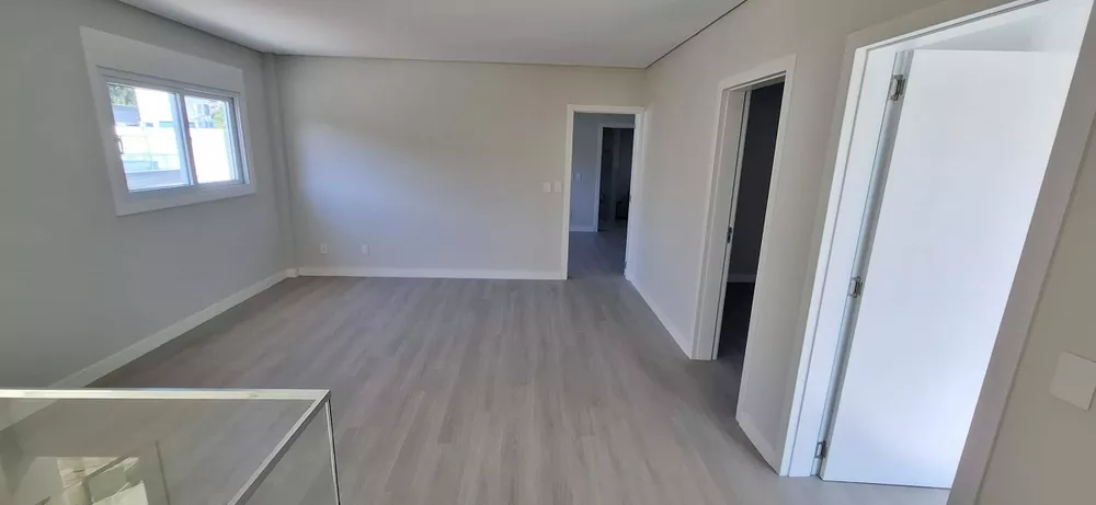 Casa, 3 quartos, 250 m² - Foto 1