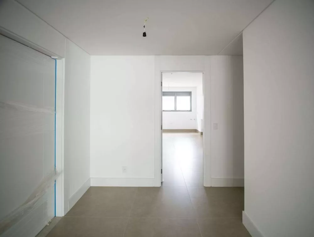Apartamento, 3 quartos, 285 m² - Foto 1