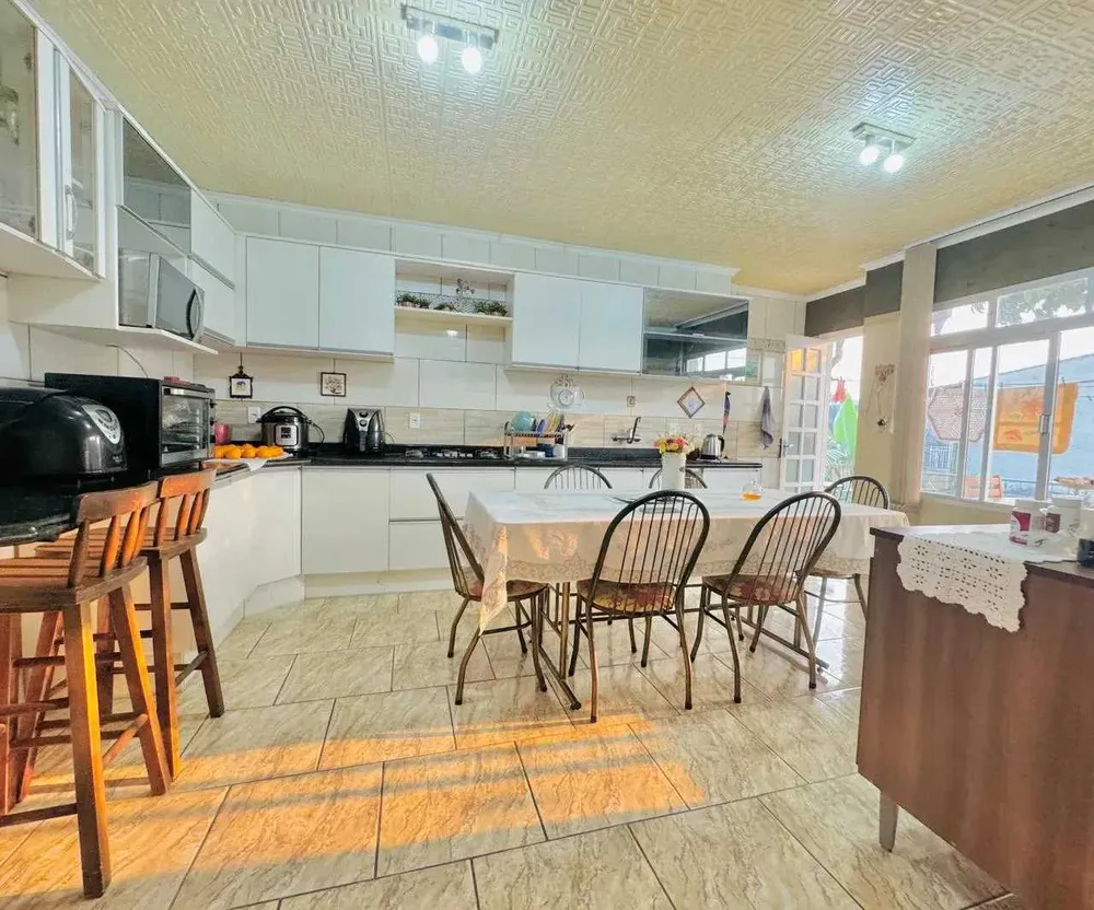Casa, 3 quartos, 195 m² - Foto 3