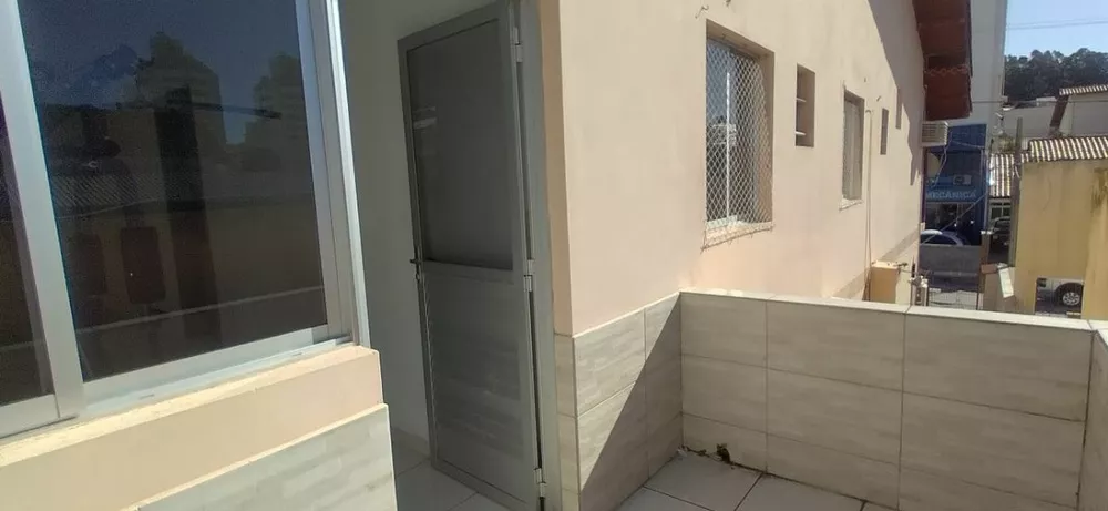 Casa, 5 quartos, 180 m² - Foto 8