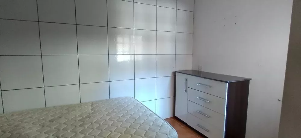 Casa, 5 quartos, 180 m² - Foto 3