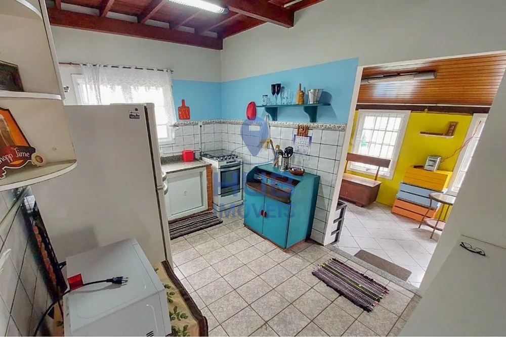 Casa, 3 quartos, 246 m² - Foto 2