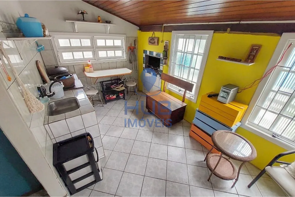 Casa, 3 quartos, 246 m² - Foto 4