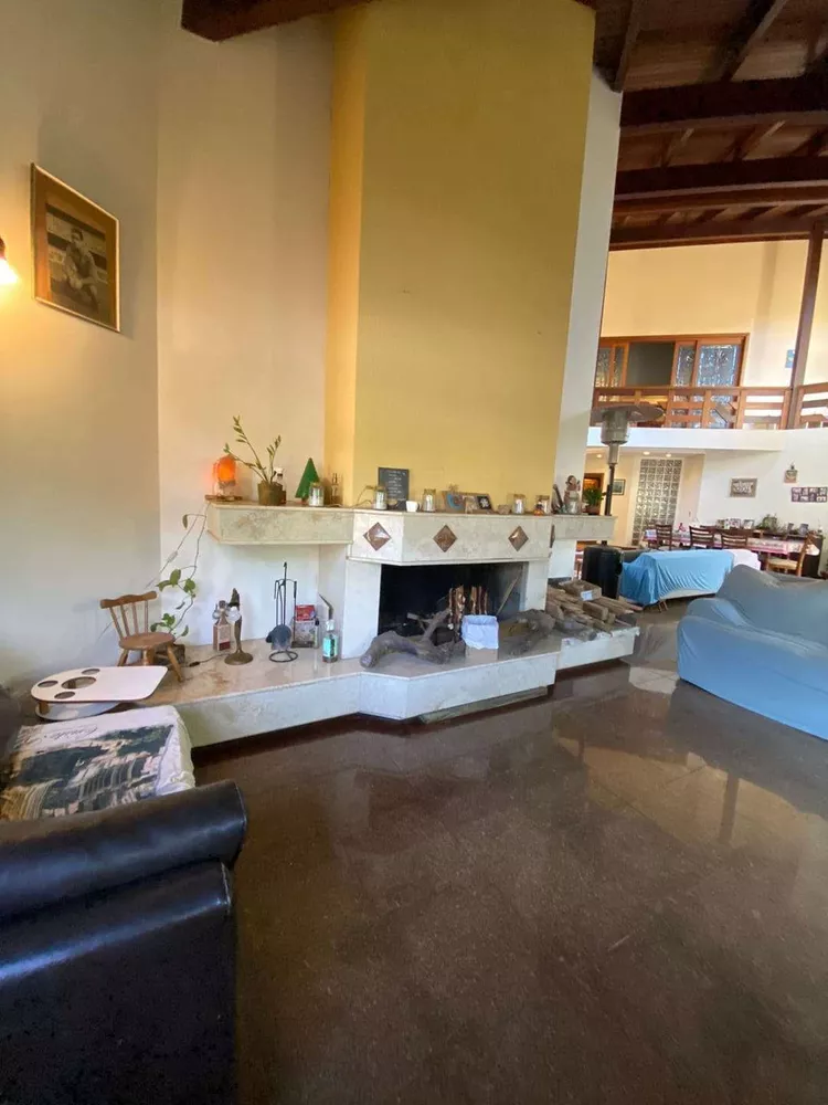 Casa, 8 quartos, 330 m² - Foto 1