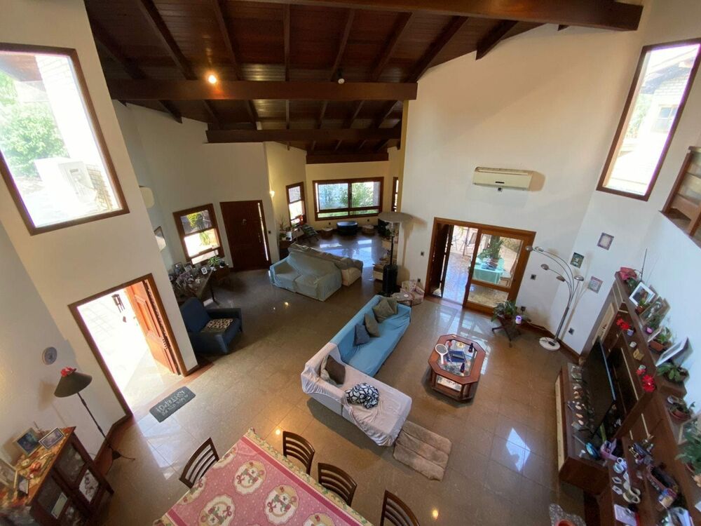Casa à venda com 8 quartos, 330m² - Foto 13