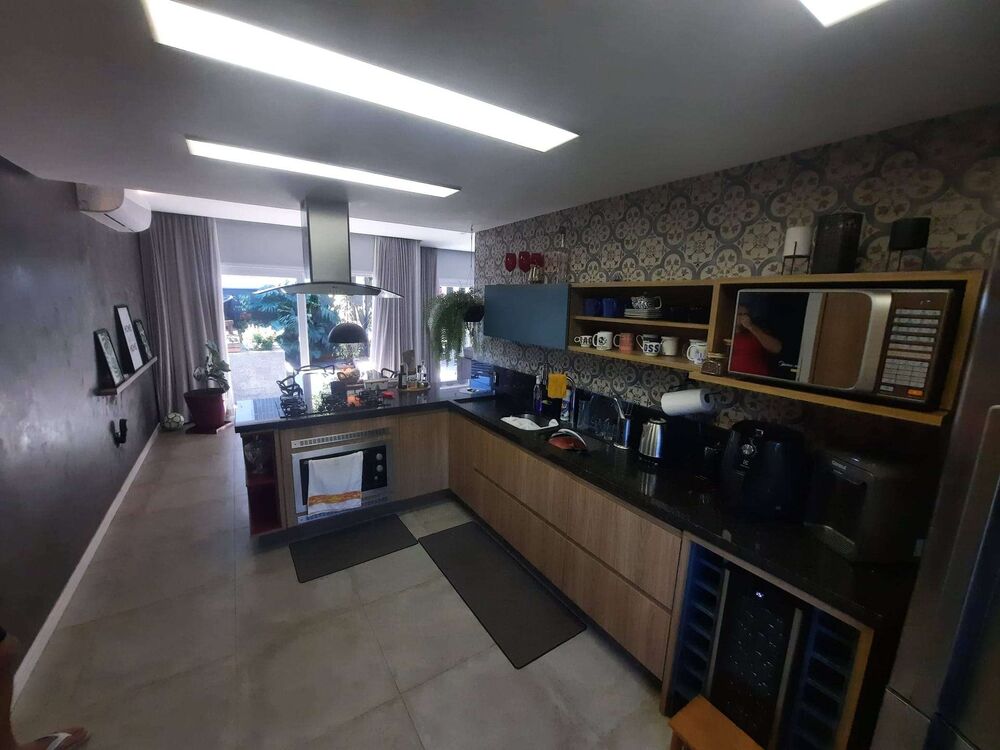Casa, 3 quartos, 218 m² - Foto 13
