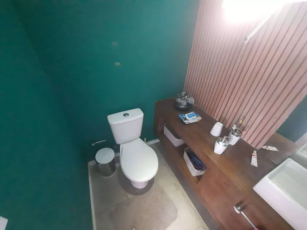 Casa, 3 quartos, 218 m² - Foto 2