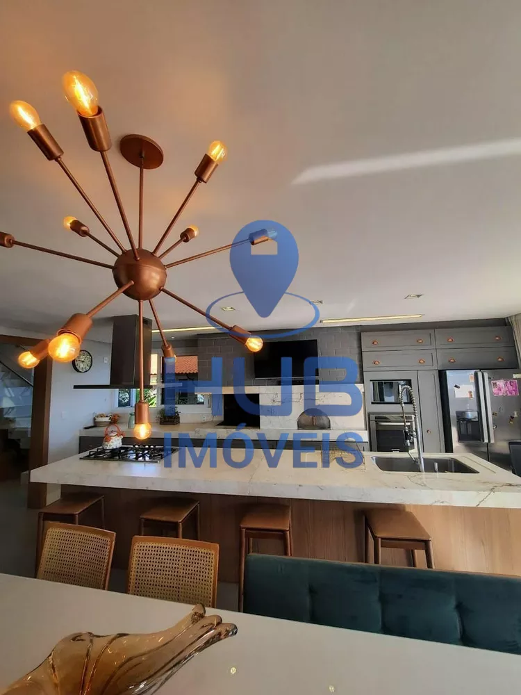 Casa, 3 quartos, 212 m² - Foto 2