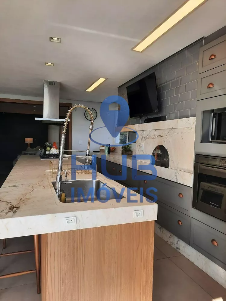 Casa, 3 quartos, 212 m² - Foto 4