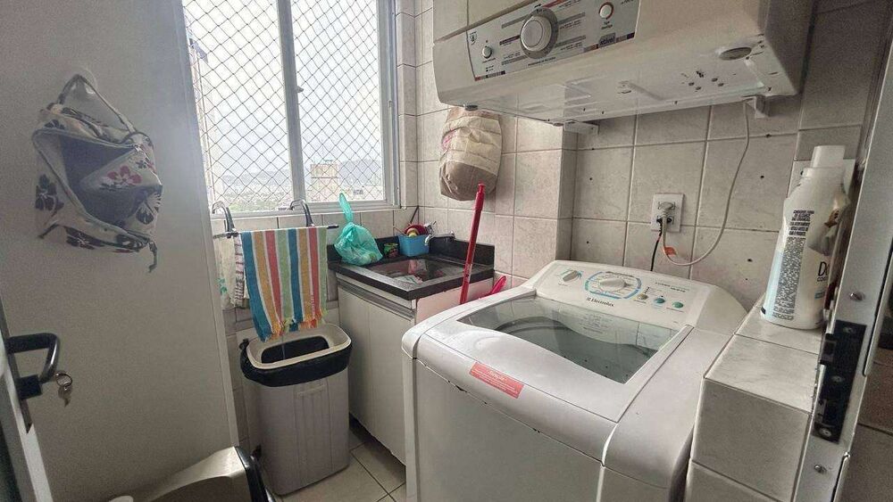 Apartamento à venda com 3 quartos, 74m² - Foto 1