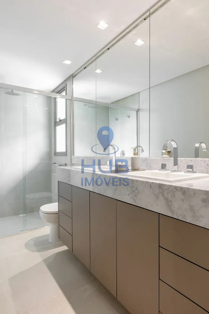 Apartamento, 3 quartos, 229 m² - Foto 2