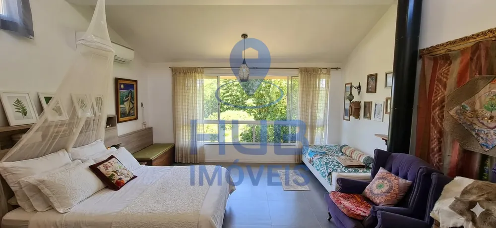 Casa, 3 quartos, 251 m² - Foto 2