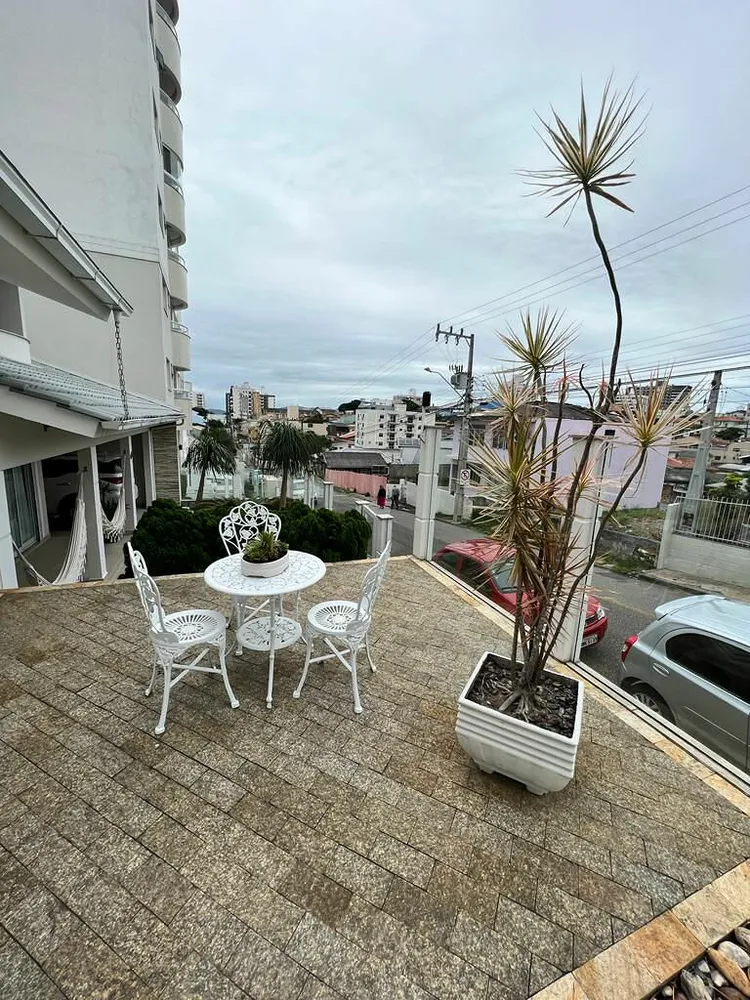 Casa, 3 quartos, 240 m² - Foto 12