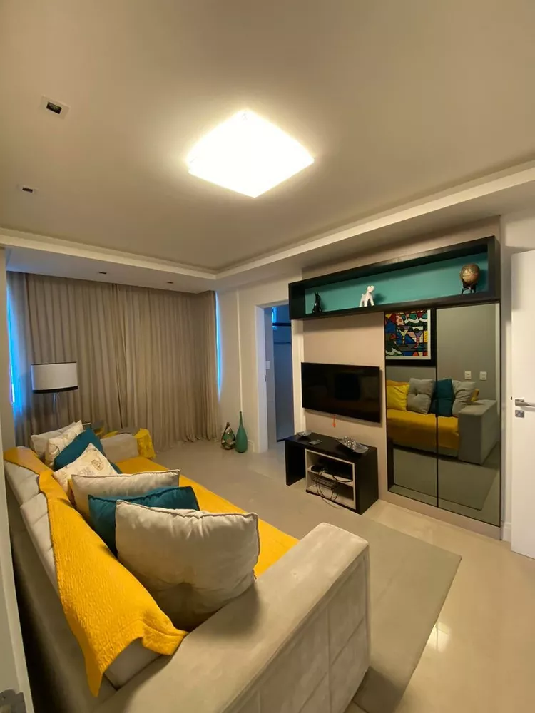 Apartamento, 4 quartos, 219 m² - Foto 1