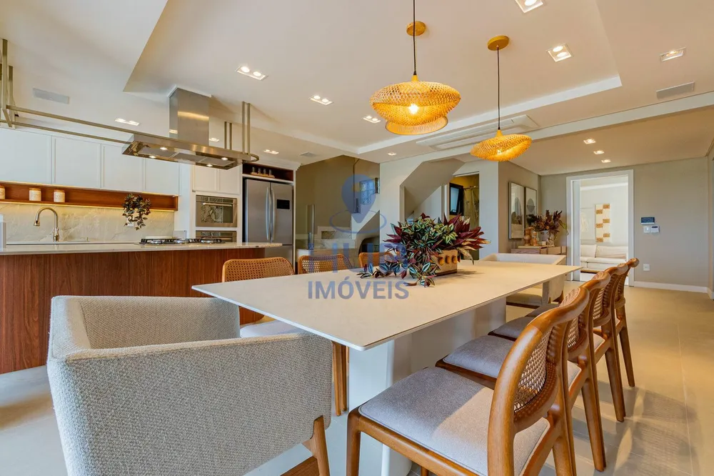 Casa, 4 quartos, 180 m² - Foto 1
