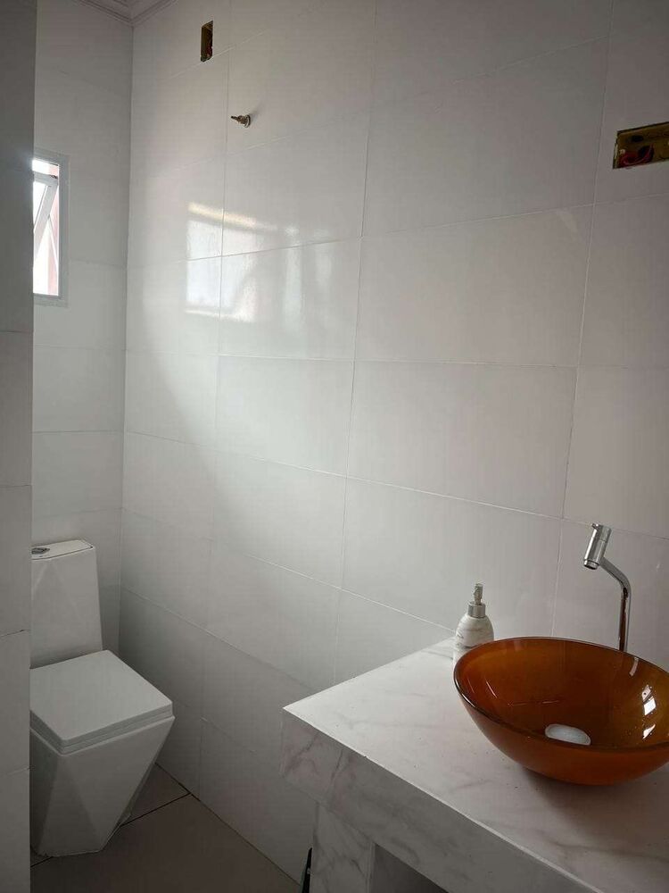 Casa para alugar com 3 quartos, 235m² - Foto 4