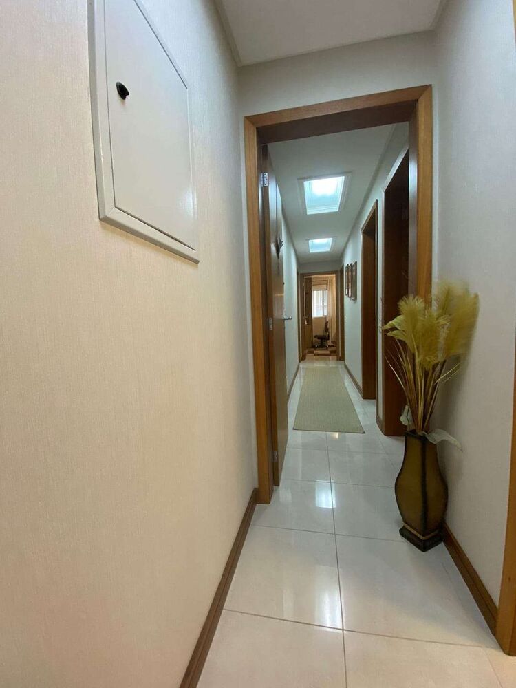 Apartamento à venda com 4 quartos, 150m² - Foto 4