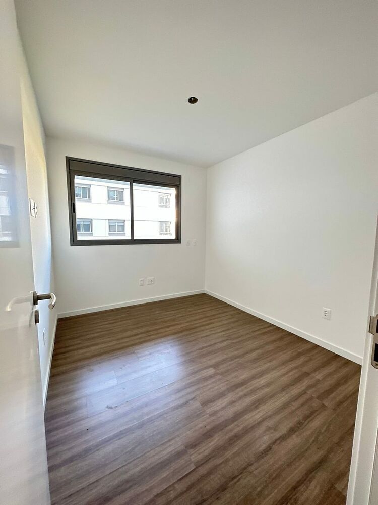 Apartamento à venda com 2 quartos, 72m² - Foto 11