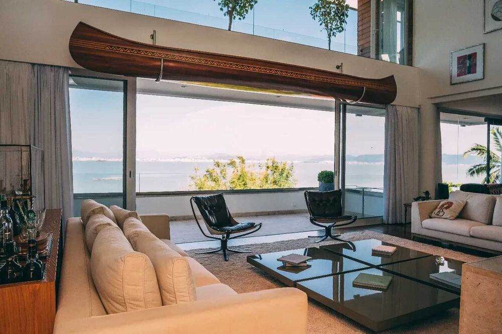 Casa à venda com 6 quartos, 1093 - Foto 3