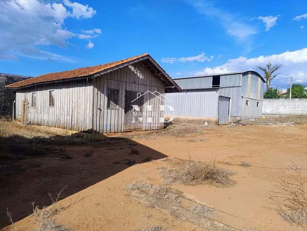 Terreno, 1800 m² - Foto 2
