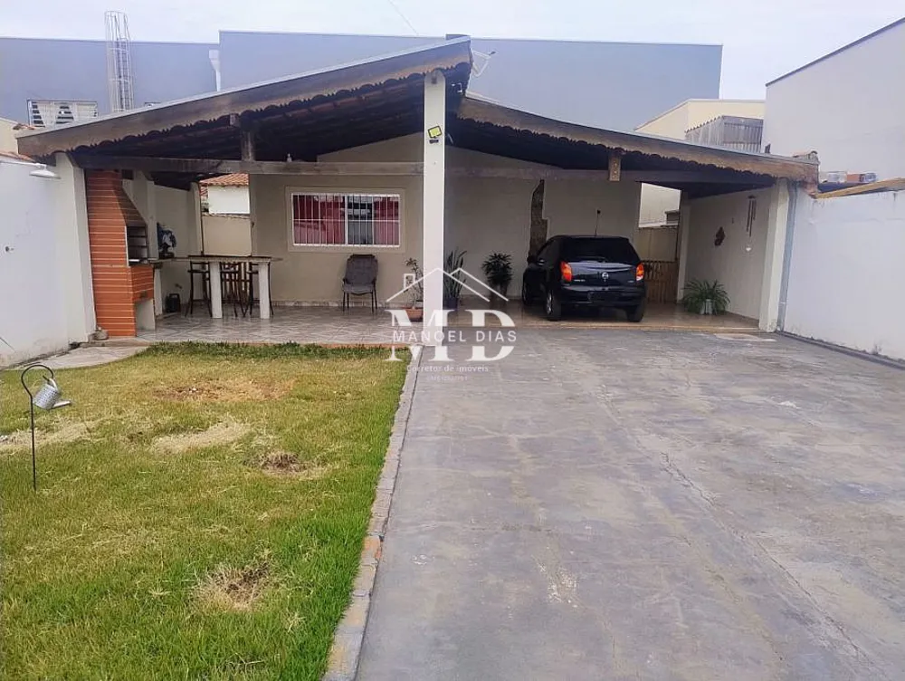 Casa, 3 quartos, 302 m² - Foto 1