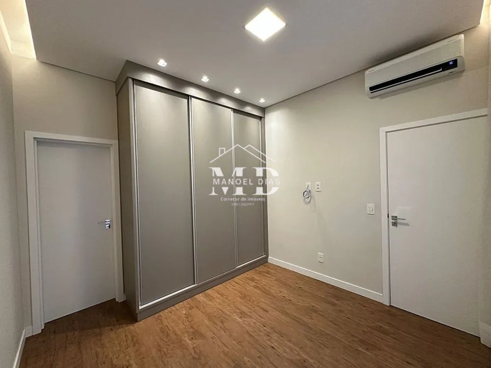 Casa, 3 quartos, 231 m² - Foto 2