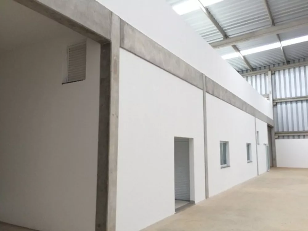 Indústria, 688 m² - Foto 2