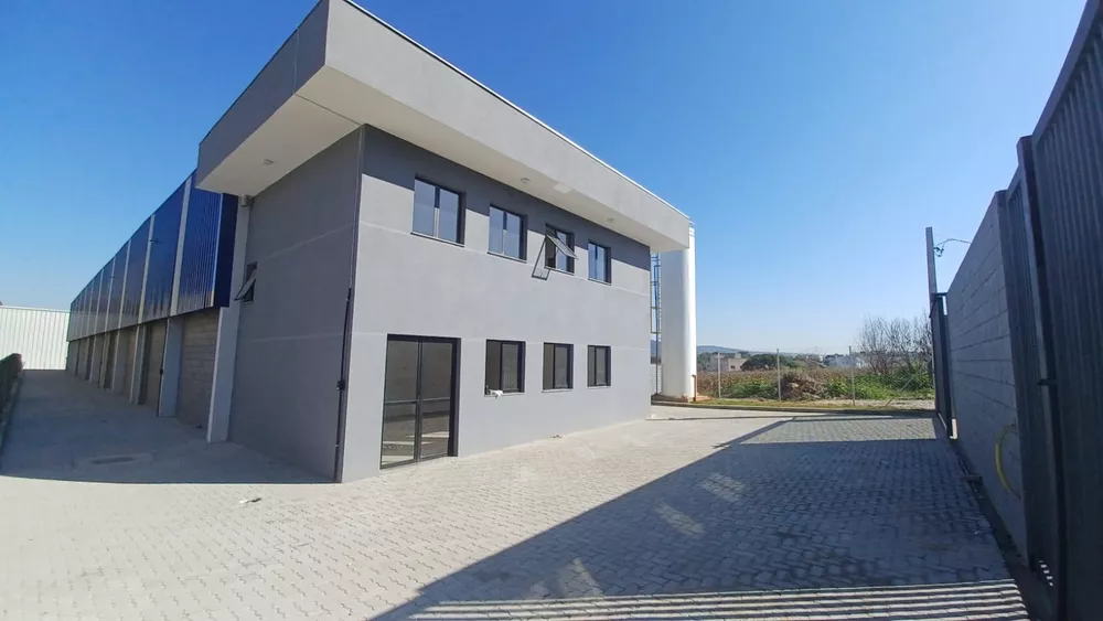 Indústria, 1060 m² - Foto 1